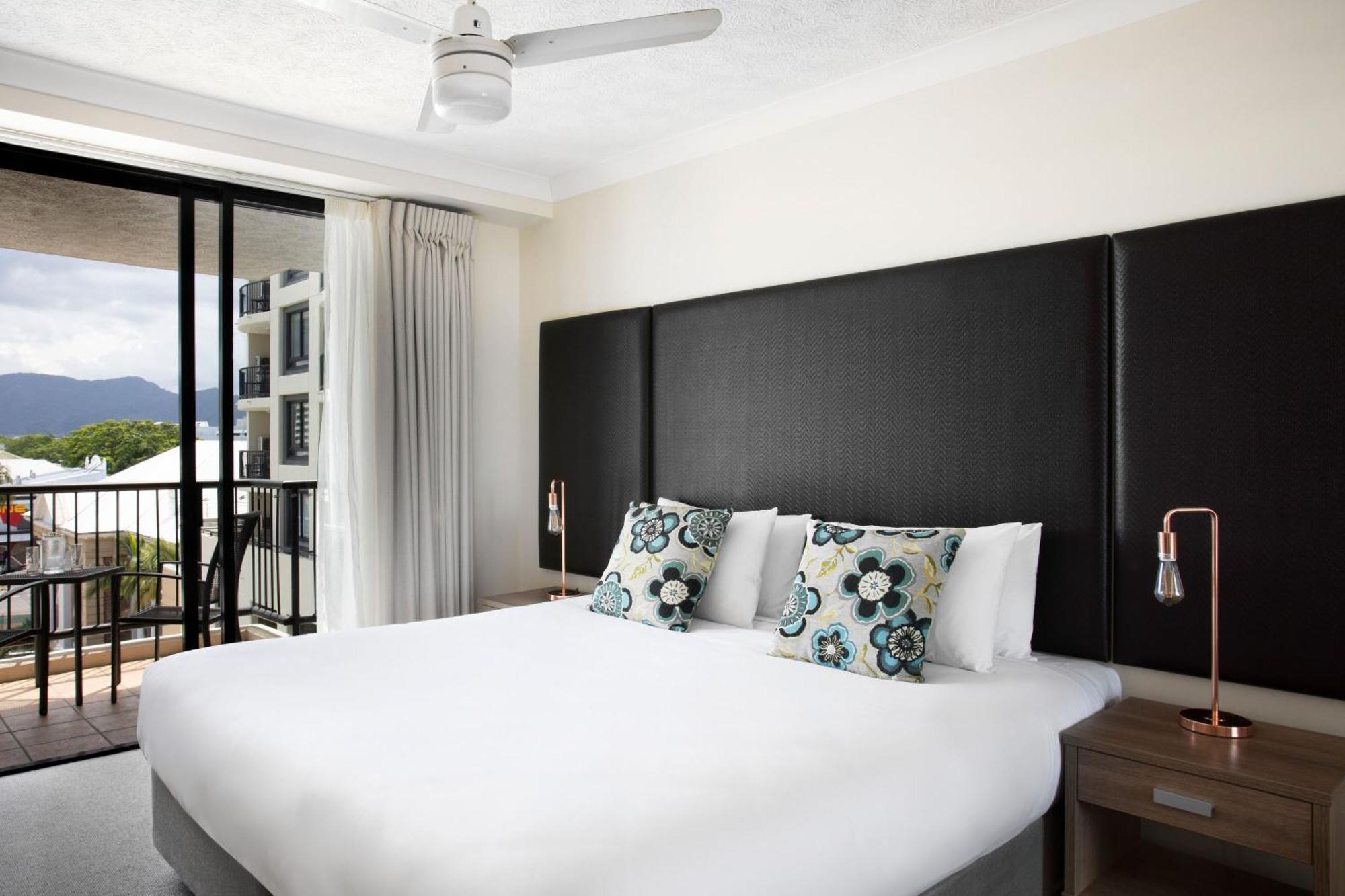 Mantra Esplanade Hotel Cairns Ngoại thất bức ảnh